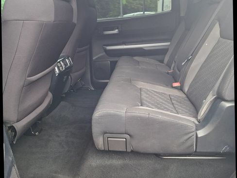 Used 2016 Toyota Tundra SR5 w/ SR5 Upgrade Package RWD image 10