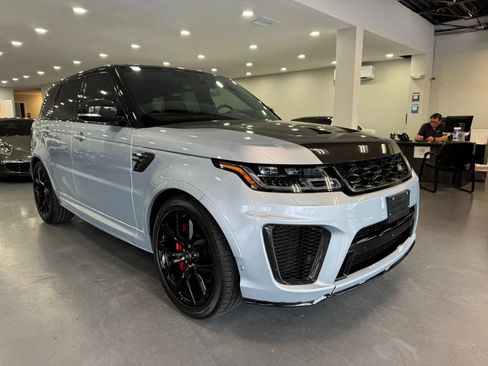 Used 2021 Land Rover Range Rover Sport SVR image 1