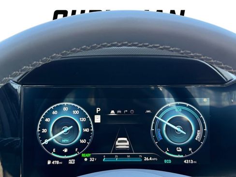 Certified 2025 Hyundai Elantra SEL image 19