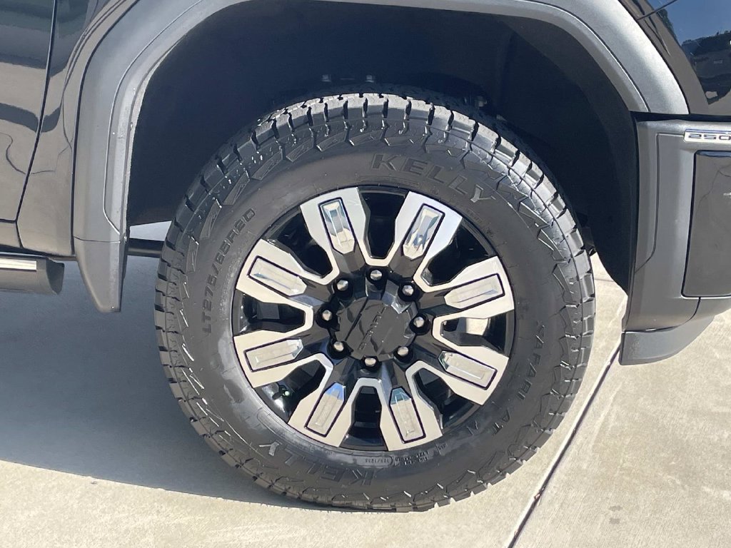 Used 2024 GMC Sierra 2500 Denali w/ Denali Reserve Package AWD/4WD image 8