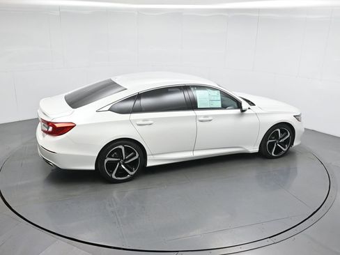 Used 2019 Honda Accord Sport image 39