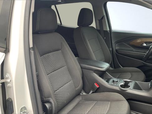 Used 2020 GMC Terrain SLE w/ Driver Convenience Package image 7