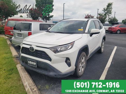 Used 2021 Toyota RAV4 XLE FWD image 34