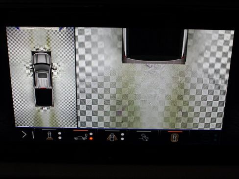 Used 2024 GMC Sierra 1500 AT4 w/ Technology Package image 17