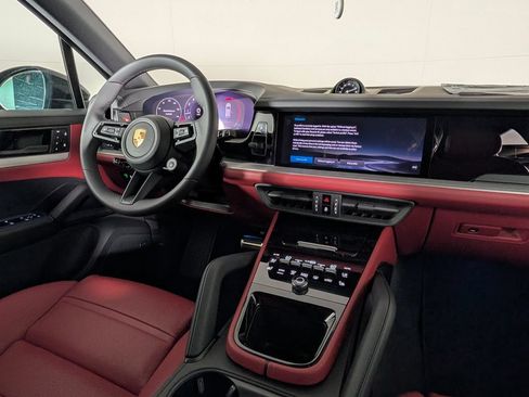 New 2026 Porsche Cayenne S AWD/4WD image 22