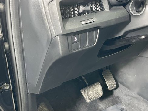 Used 2023 Honda CR-V LX image 10