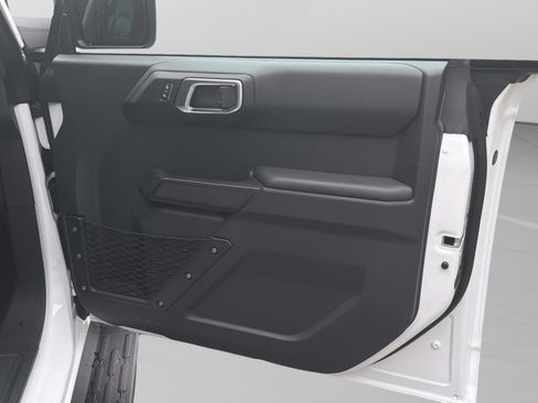 New 2026 Ford Bronco Outer Banks AWD/4WD image 9