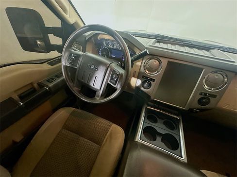 Used 2015 Ford F250 XLT w/ XLT Value Package image 9