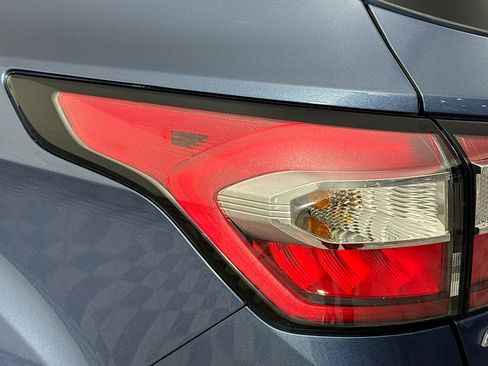 Used 2018 Ford Escape SEL image 34