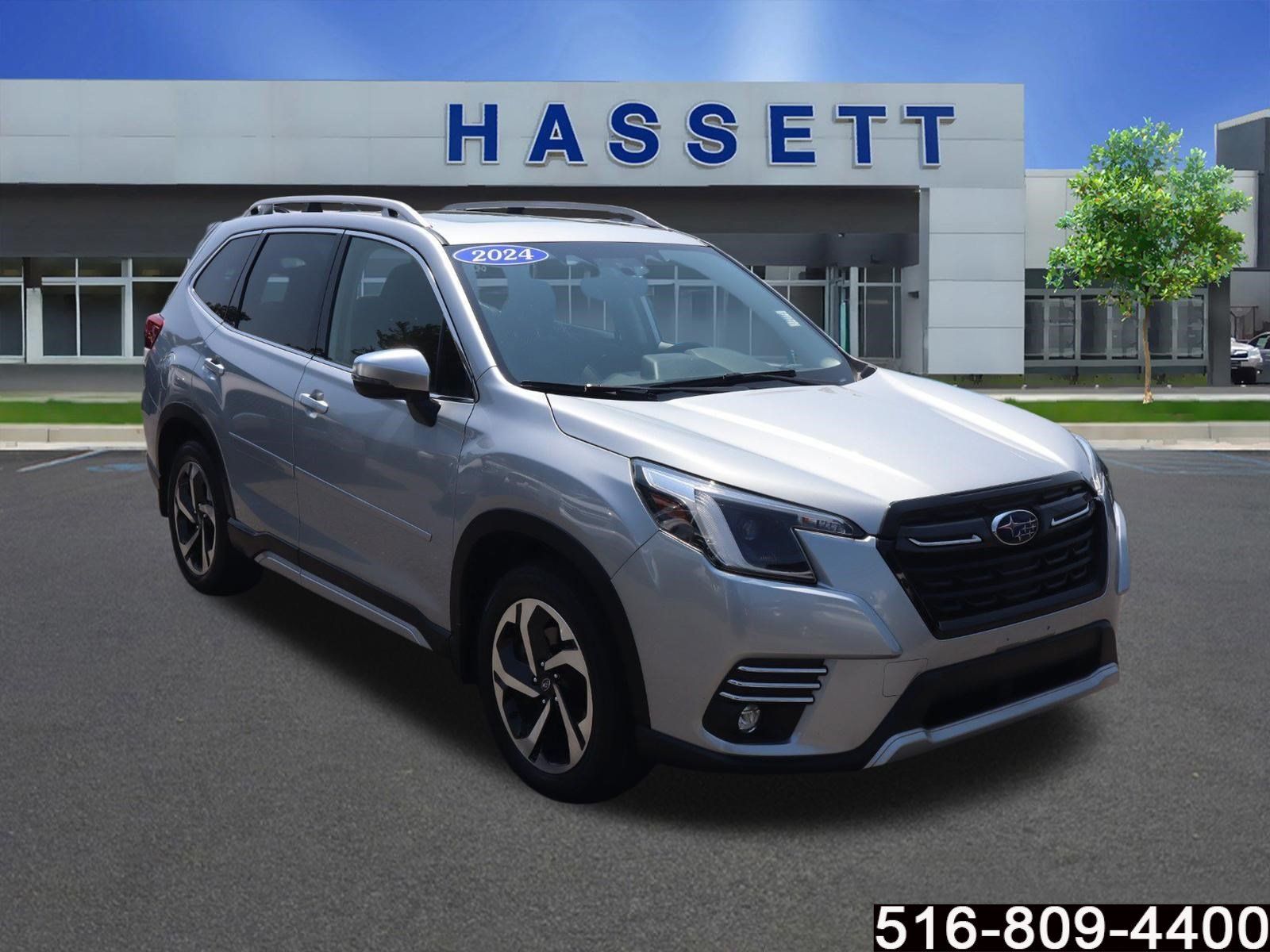Used 2024 Subaru Forester Touring AWD/4WD image 1