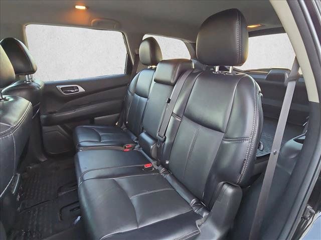 Used 2020 Nissan Pathfinder SL FWD image 17