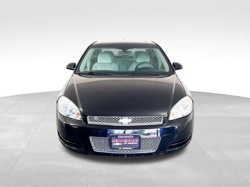 Used 2015 Chevrolet Impala LT w/ LT Sunroof Package FWD image 6