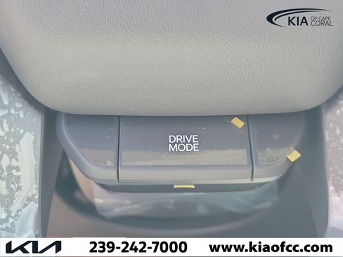 New 2027 Kia Seltos S FWD image 24