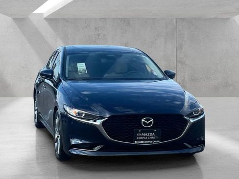 Used 2025 MAZDA MAZDA3 s image 3