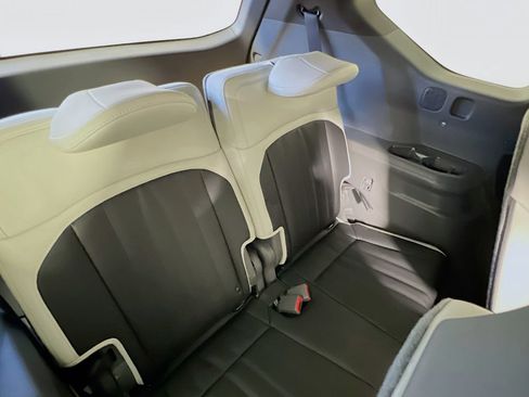 New 2026 Kia EV9 GT-Line image 24