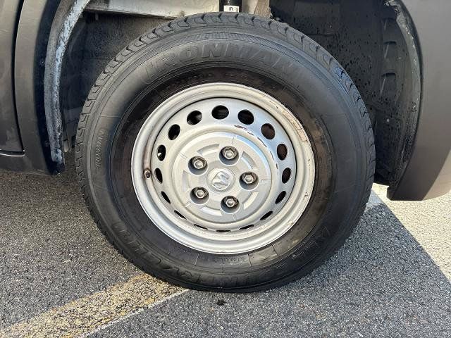 Used 2025 RAM ProMaster 2500 w/ Convenience Group FWD image 14