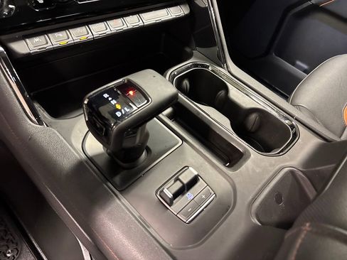 Used 2024 GMC Sierra 1500 AT4 w/ AT4 Premium Package image 38