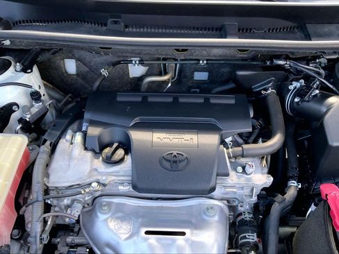 Used 2017 Toyota RAV4 SE w/ Advanced Technology Package FWD image 31