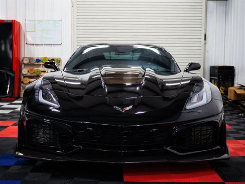 Used 2019 Chevrolet Corvette ZR1 RWD image 45