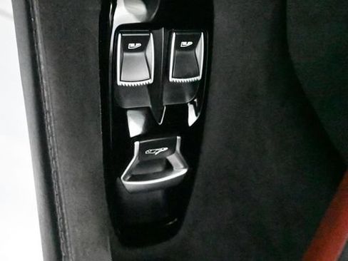 Used 2022 McLaren GT RWD image 57