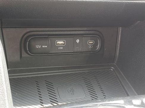 Certified 2025 Kia Sportage EX FWD image 19
