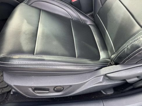 Used 2024 Ford Mustang Premium image 16