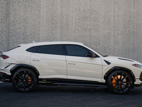 Used 2024 Lamborghini Urus S AWD/4WD image 7