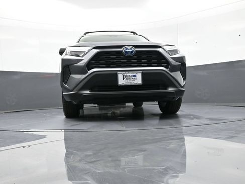 Used 2024 Toyota RAV4 LE AWD/4WD image 26
