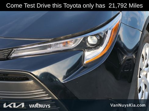Used 2025 Toyota Corolla LE image 9