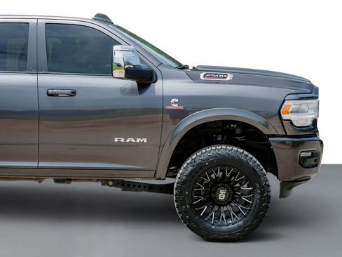 Used 2024 RAM 2500 Laramie AWD/4WD image 8