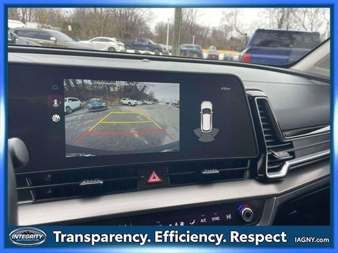 Used 2023 Kia Sportage EX image 28