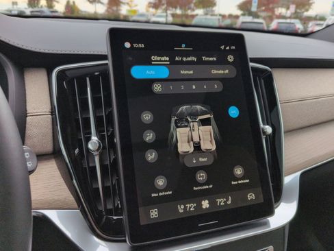 New 2026 Volvo XC90 T8 Plus w/ Protection Package Premier image 21