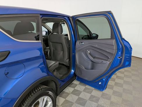 Used 2017 Ford Escape SE FWD image 29