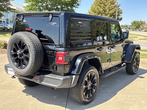 Used 2024 Jeep Wrangler Unlimited Sahara AWD/4WD image 3