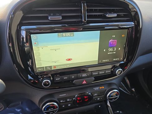 Used 2022 Kia Soul Turbo image 28