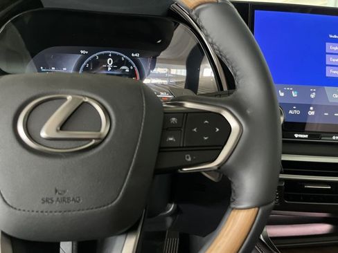 Certified 2026 Lexus RX 350 FWD w/ Convenience Package image 16