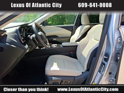 Certified 2024 Lexus RX 350h w/ Accessory Package (P1) AWD/4WD image 13