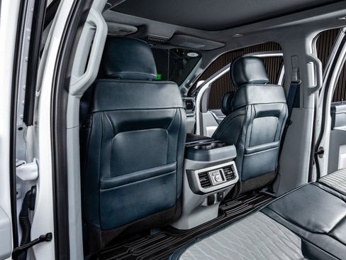 Used 2024 Ford F450 Limited w/ FX4 Off-Road Package image 34