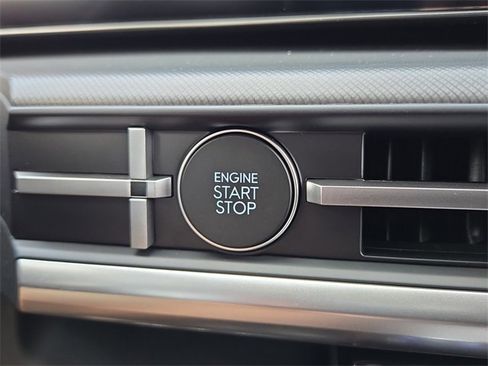 New 2026 Hyundai Santa Fe SE image 11