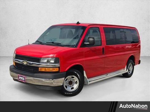 Used 2017 Chevrolet Express 2500 LT w/ LT Preferred Equipment Group image 1