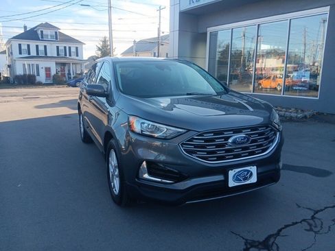 Used 2022 Ford Edge SEL image 2