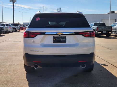 Certified 2023 Chevrolet Traverse LT image 7