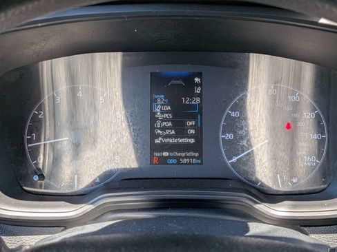 Used 2024 Toyota Corolla LE FWD image 28