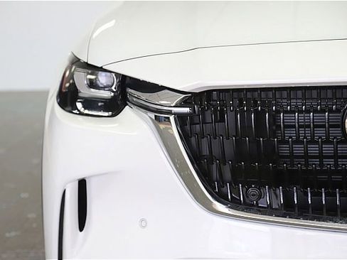 Used 2025 MAZDA CX-90 3.3 Turbo w/ Preferred Package image 26