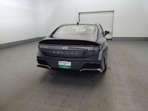 Used 2025 Hyundai Sonata SEL FWD image 7