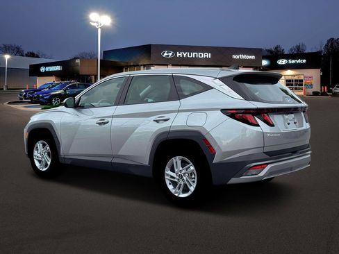 New 2026 Hyundai Tucson SE image 4