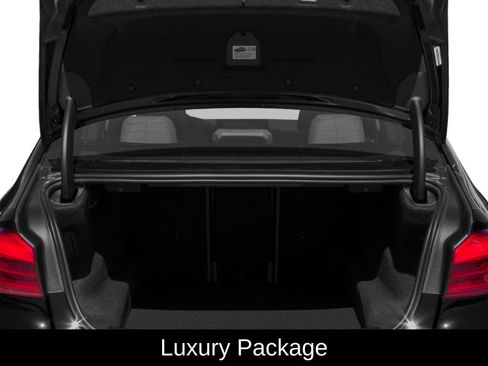 Used 2017 BMW 540i xDrive image 15