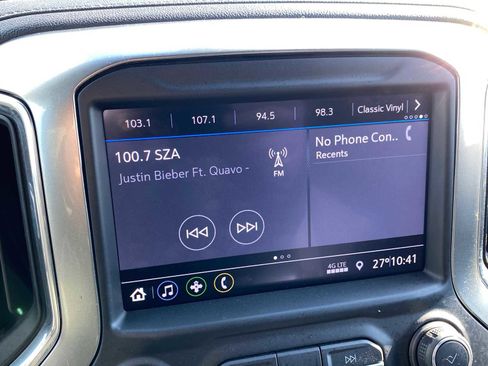 Used 2021 Chevrolet Silverado 1500 LT image 22