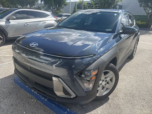 Used 2024 Hyundai Kona SE FWD image 10