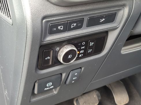 Used 2023 Ford F150 Lariat w/ Equipment Group 502A High image 18